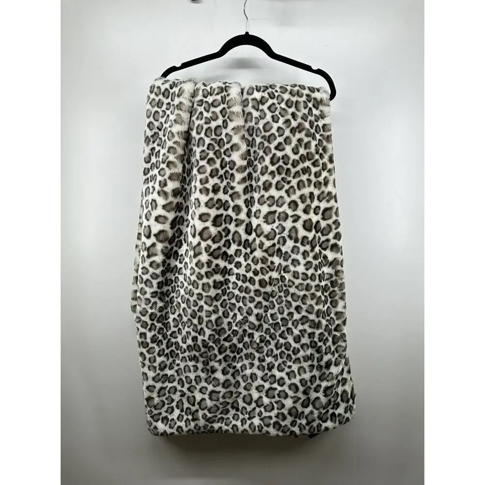 Luxhabitat Leopard Print‎ Throw Blanket Black White warm & Heavy Approx 62